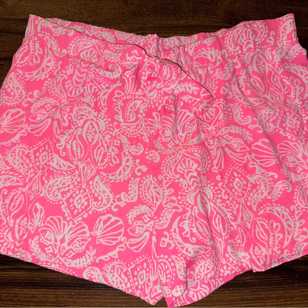 Lilly Pulitzer Pink Patterned Women's Shorts